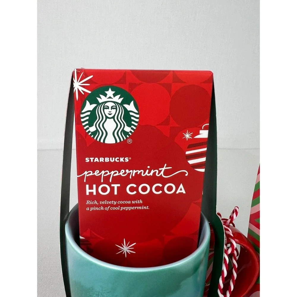 Starbucks Holiday 2024 Gift Set Hot‎ Cocoa 12 oz Coffee Mug Green Set of 2